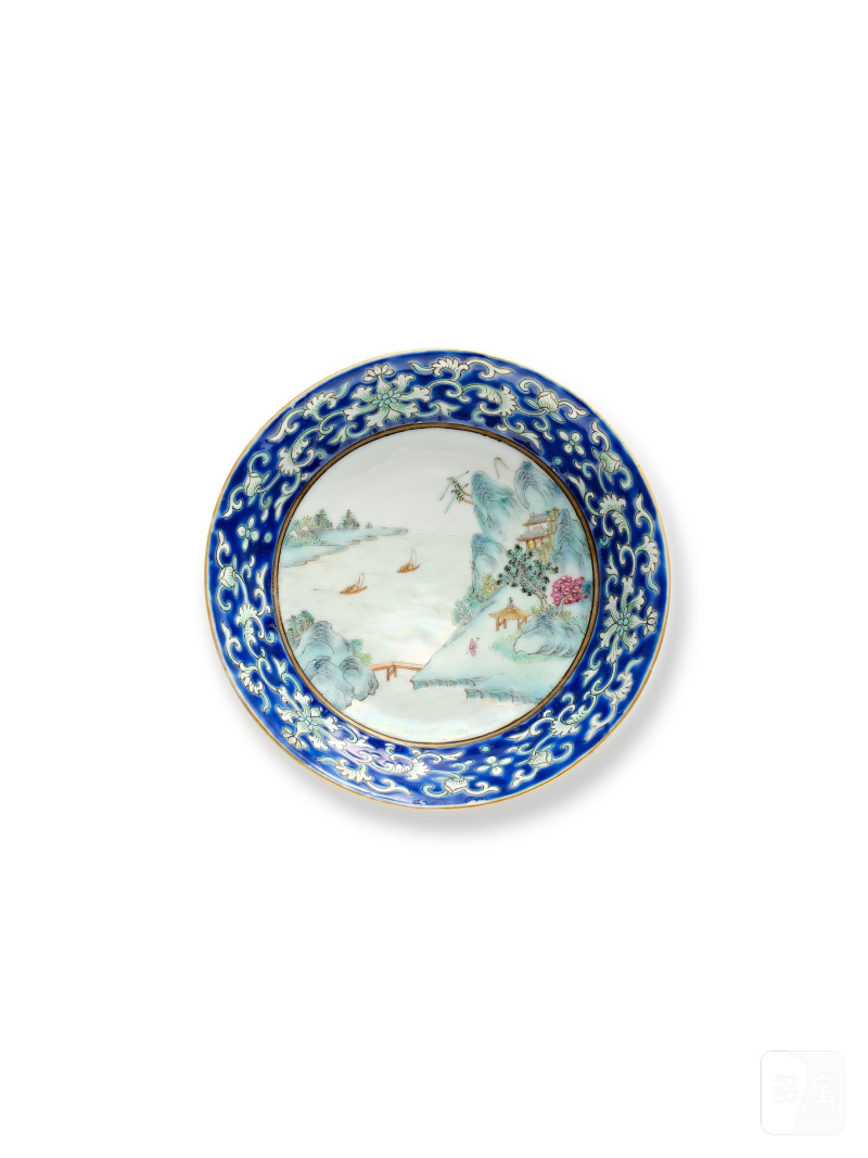 清道光　粉彩山水圖盤 | A FAMILLE ROSE 'LANDSCAPE' DISH - 图1